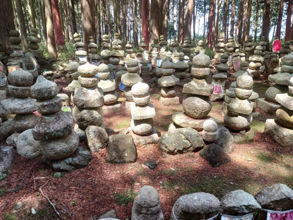 ブログ『一石五輪塔群』お問い合わせの件 | たま企画室 - 香川・高松