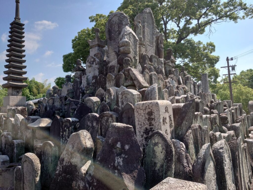 斑鳩町 村墓地 極楽寺墓地