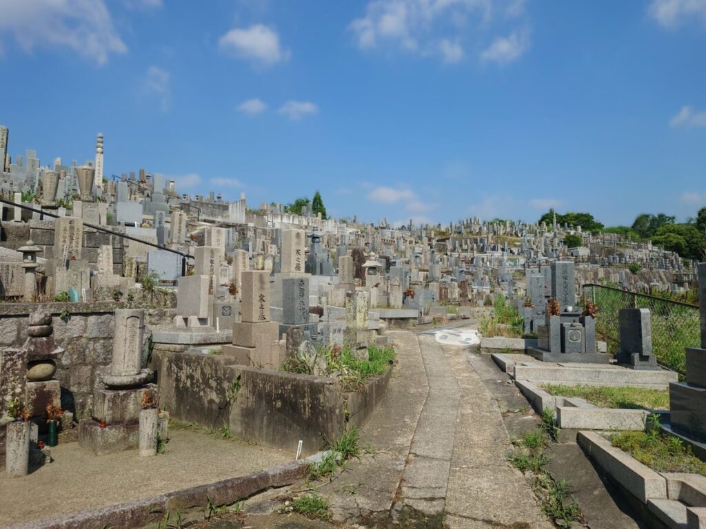 斑鳩町 村墓地 極楽寺墓地